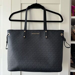 Black Michael Kors tote bag